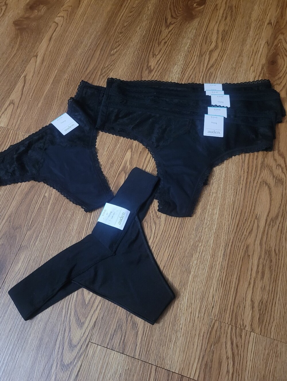 NWT Auden thongs S lot